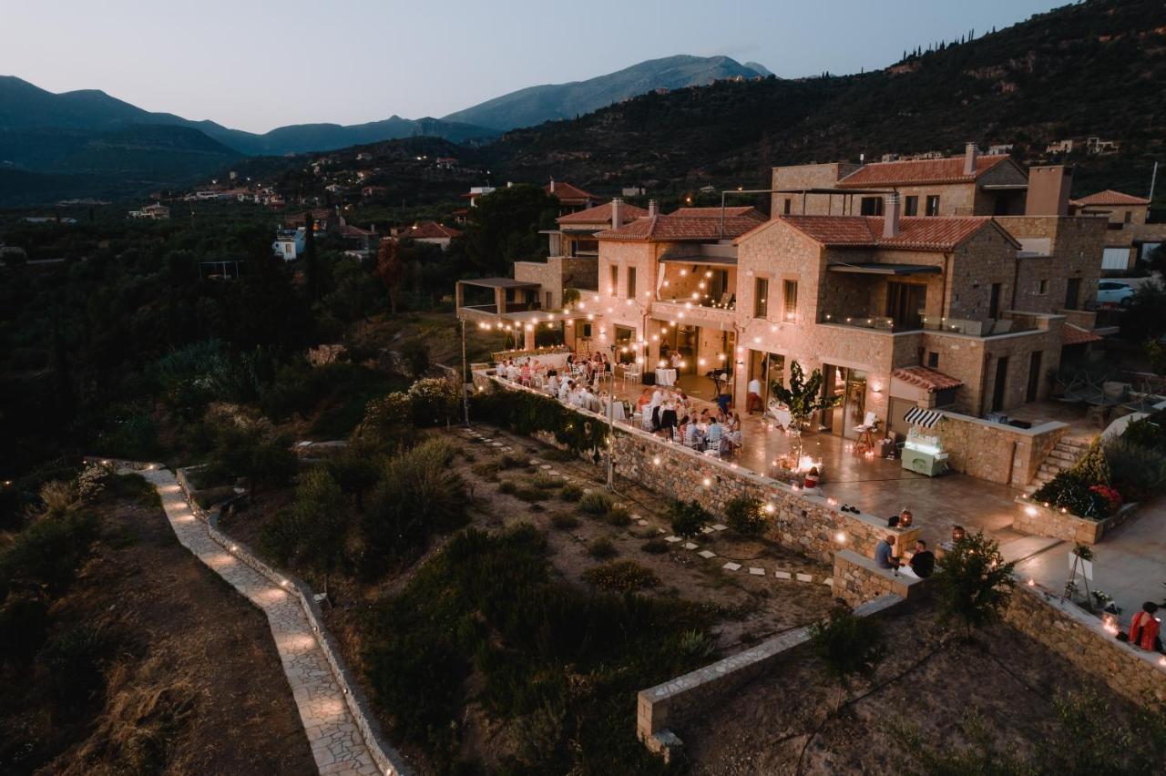Diapori Suites Hotel Kardamyli Exterior foto